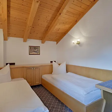 Kostenzer Mit Sauna بيت للعطل فغن