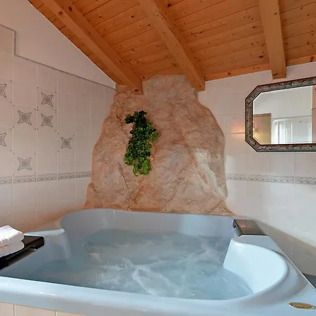 Holiday home Landhaus Kostenzer *