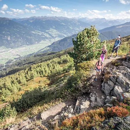 Kostenzer Mit Sauna 度假居