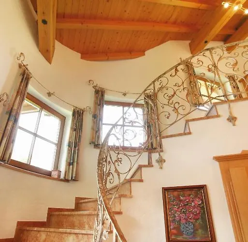 Kostenzer Mit Sauna Nyaraló