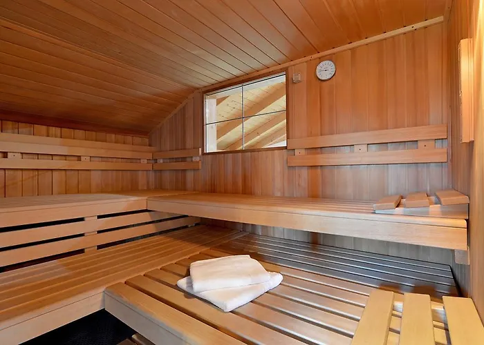 Kostenzer Mit Sauna Nyaraló Fügen