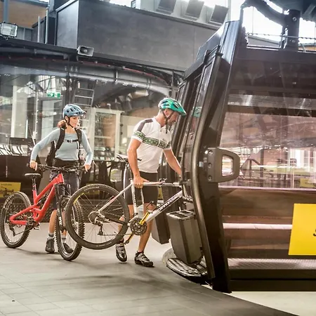 Semesterbostad Kostenzer Mit Sauna *